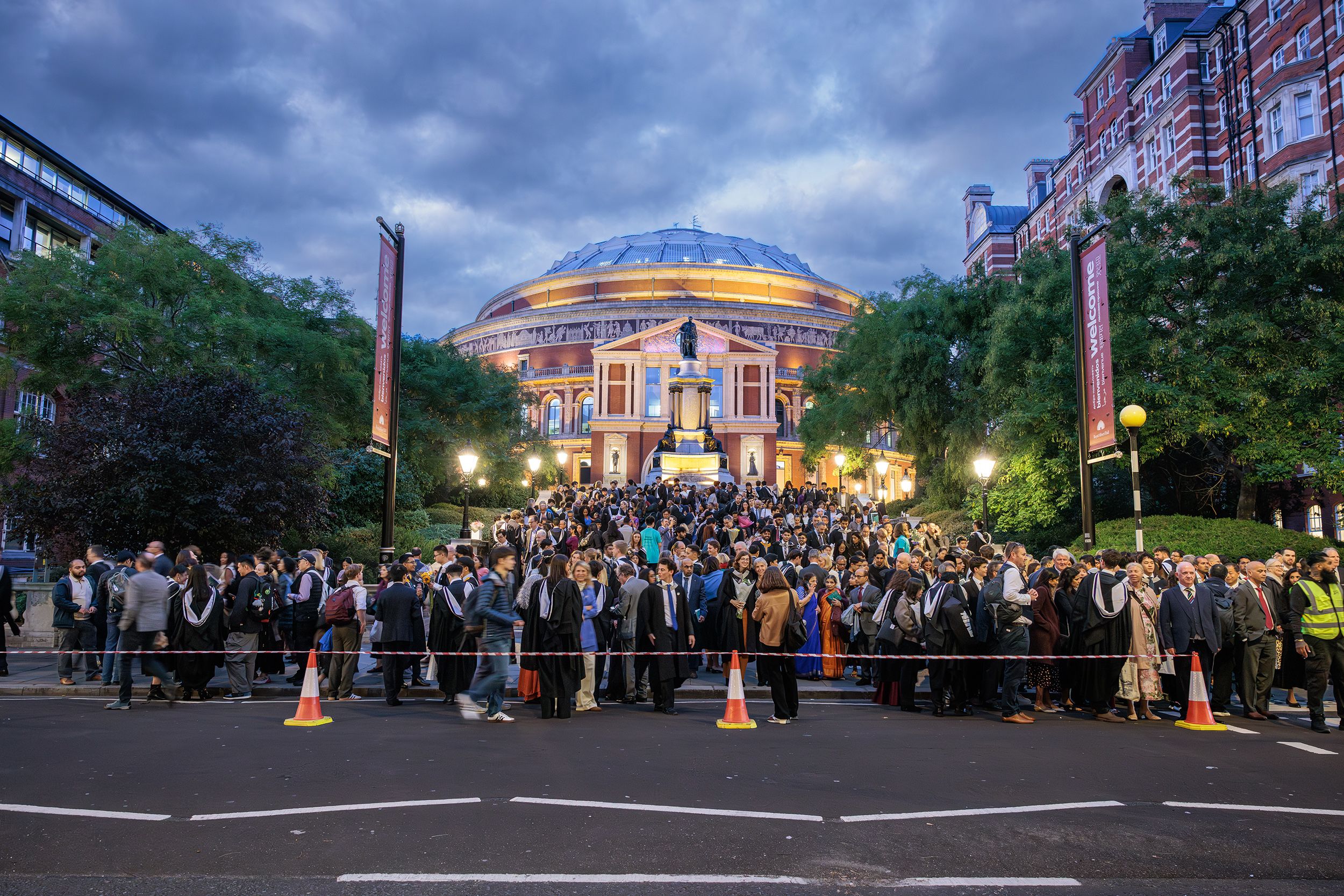 Crowds outside the Royal Albert Hall