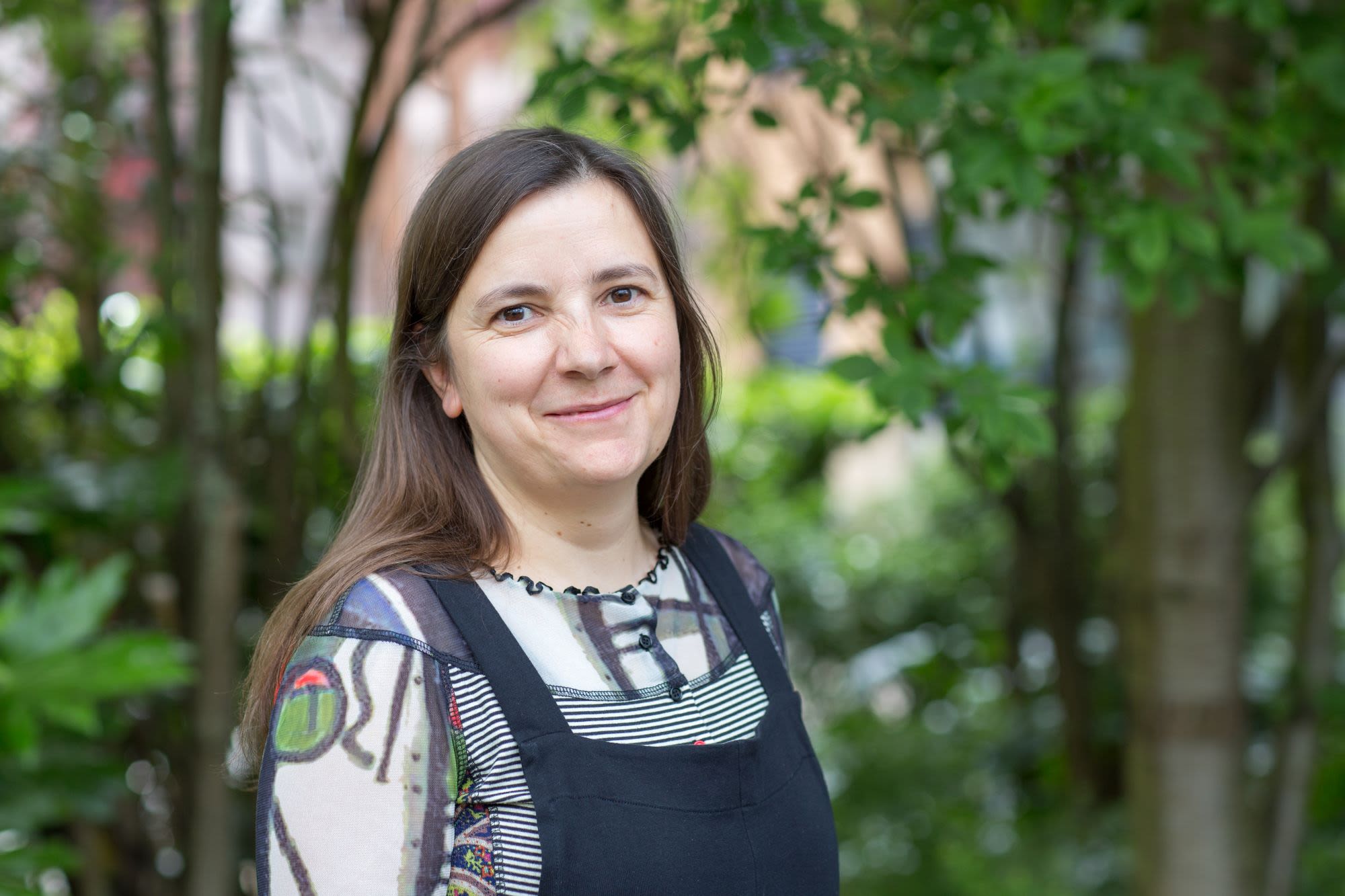 Dr Véronique Azuara